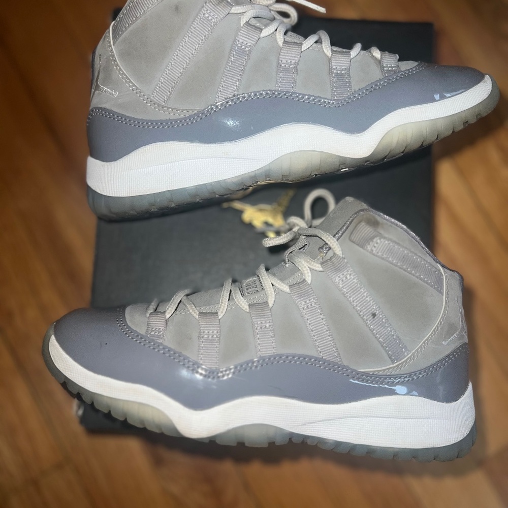 Cool grey Jordan’s